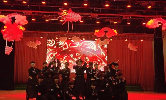 f02cbfcb82c1226364543e0cc1ccd41