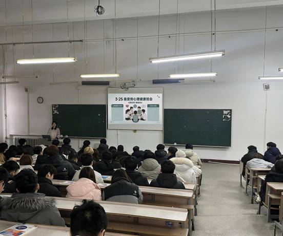 ecf3172108833bacb9dca4d55b8e3fd8